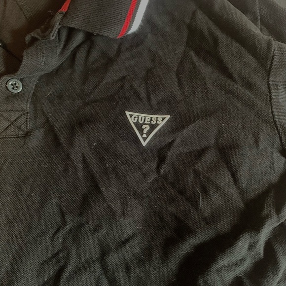 BLACK GUESS T SHIRT - Picture 2 of 2